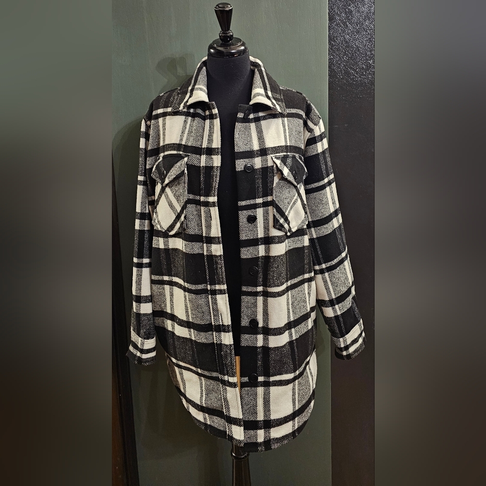 Brunette The Label Shacket